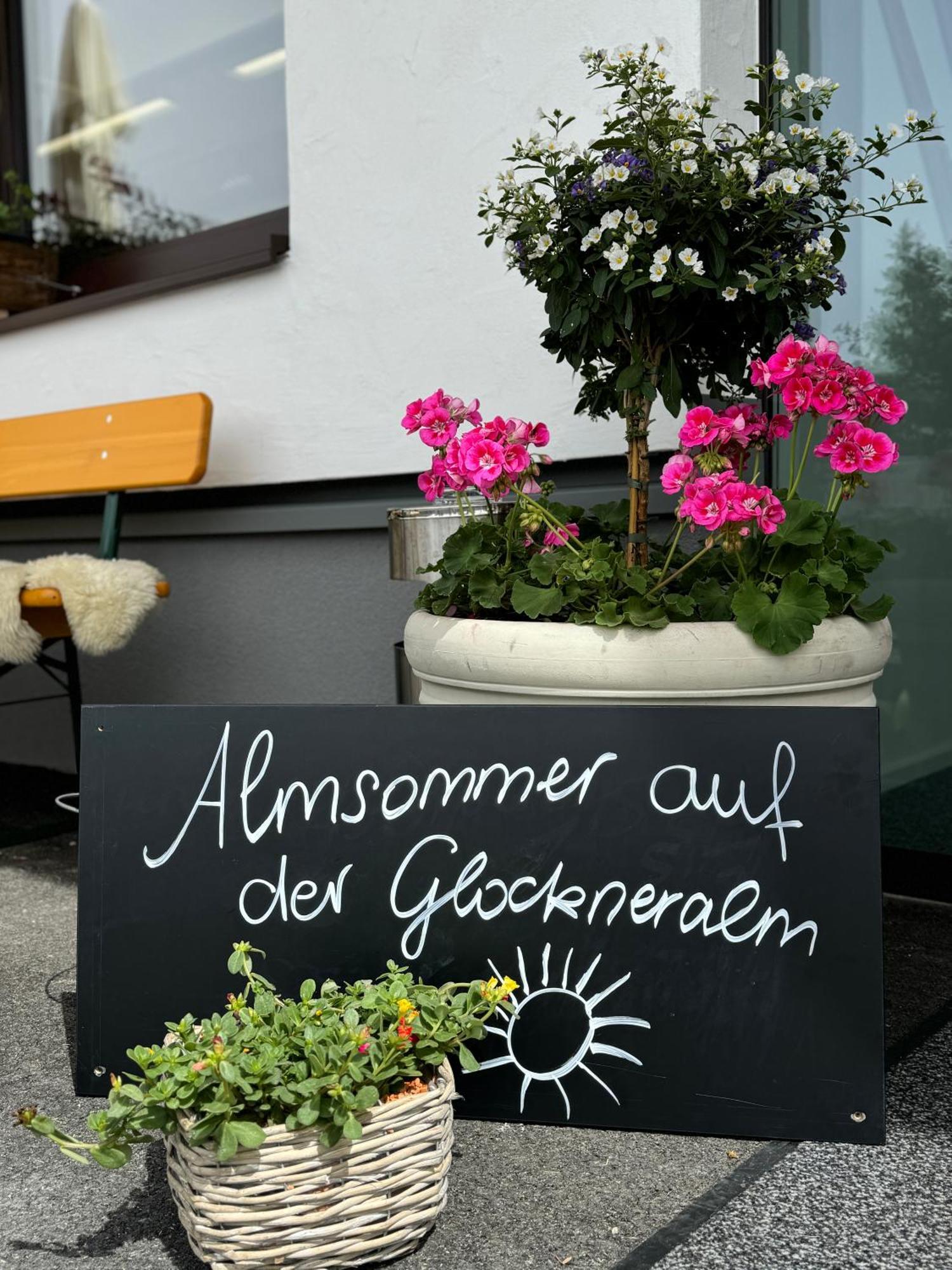 Glockneralm - Exklusiv Erreichbar Mit Skilift Zell am See Buitenkant foto